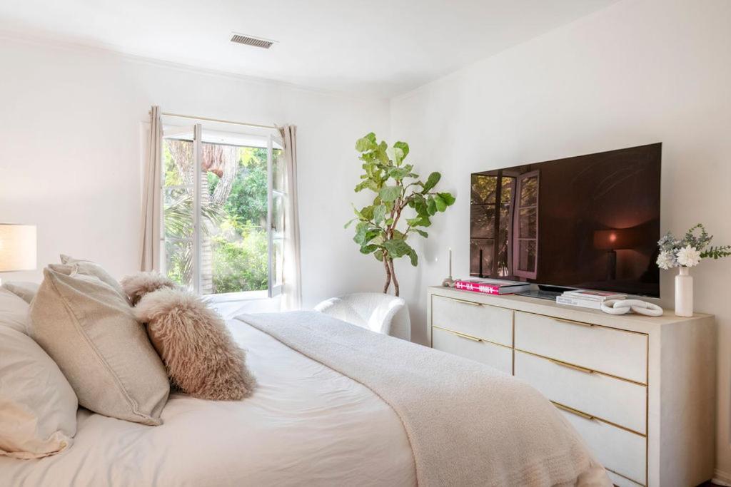 Luxurious Chic Chateau Iconic Sunset Strip Weho Apartamento Los Ángeles